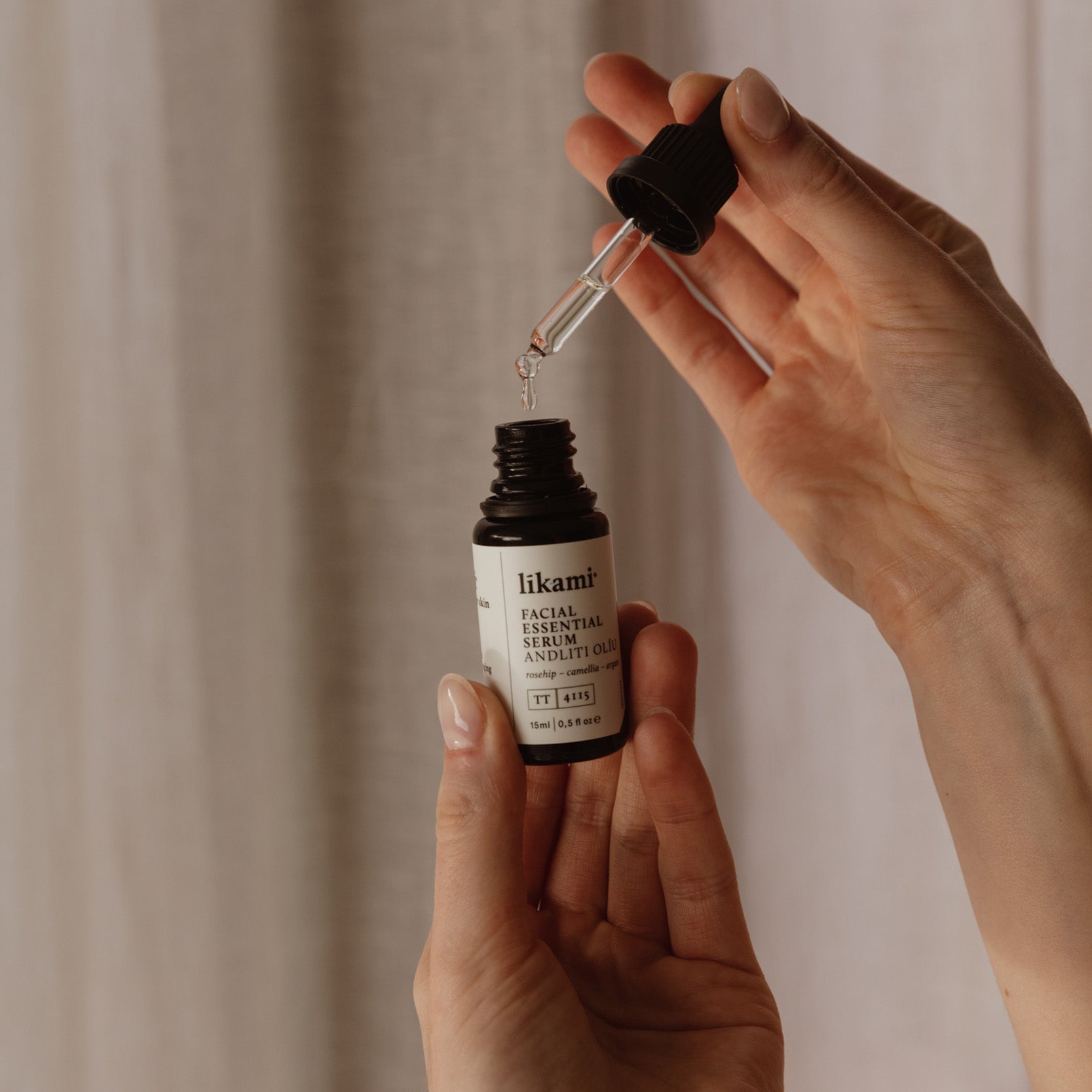 Facial Essential Oil Serum
